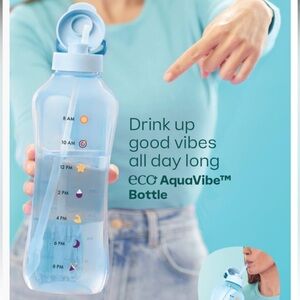 TUPPERWARE ECO AQUAVIBE BOTTLE 67 OZ 2L
